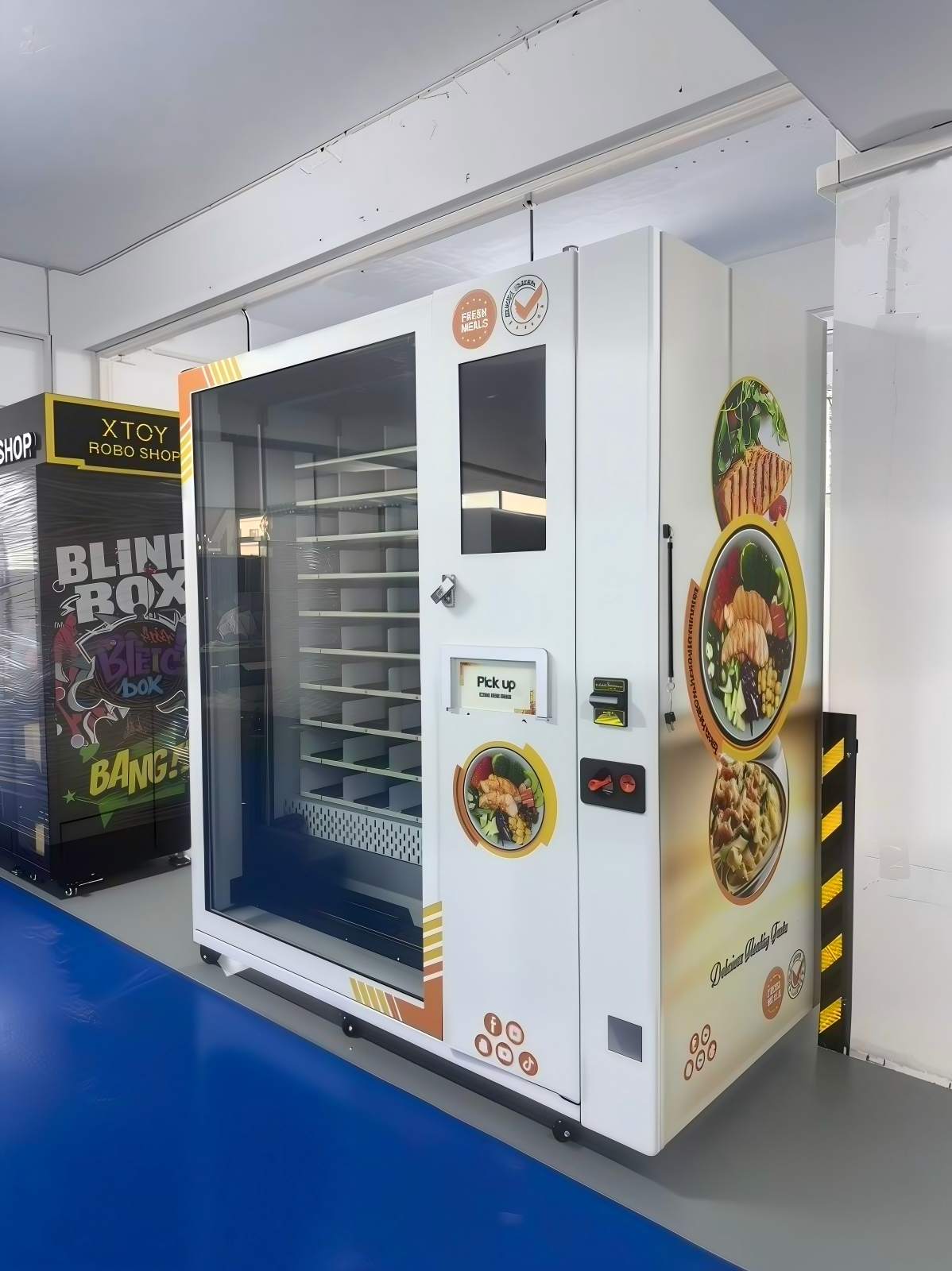 Hot Meal Vending Machine
